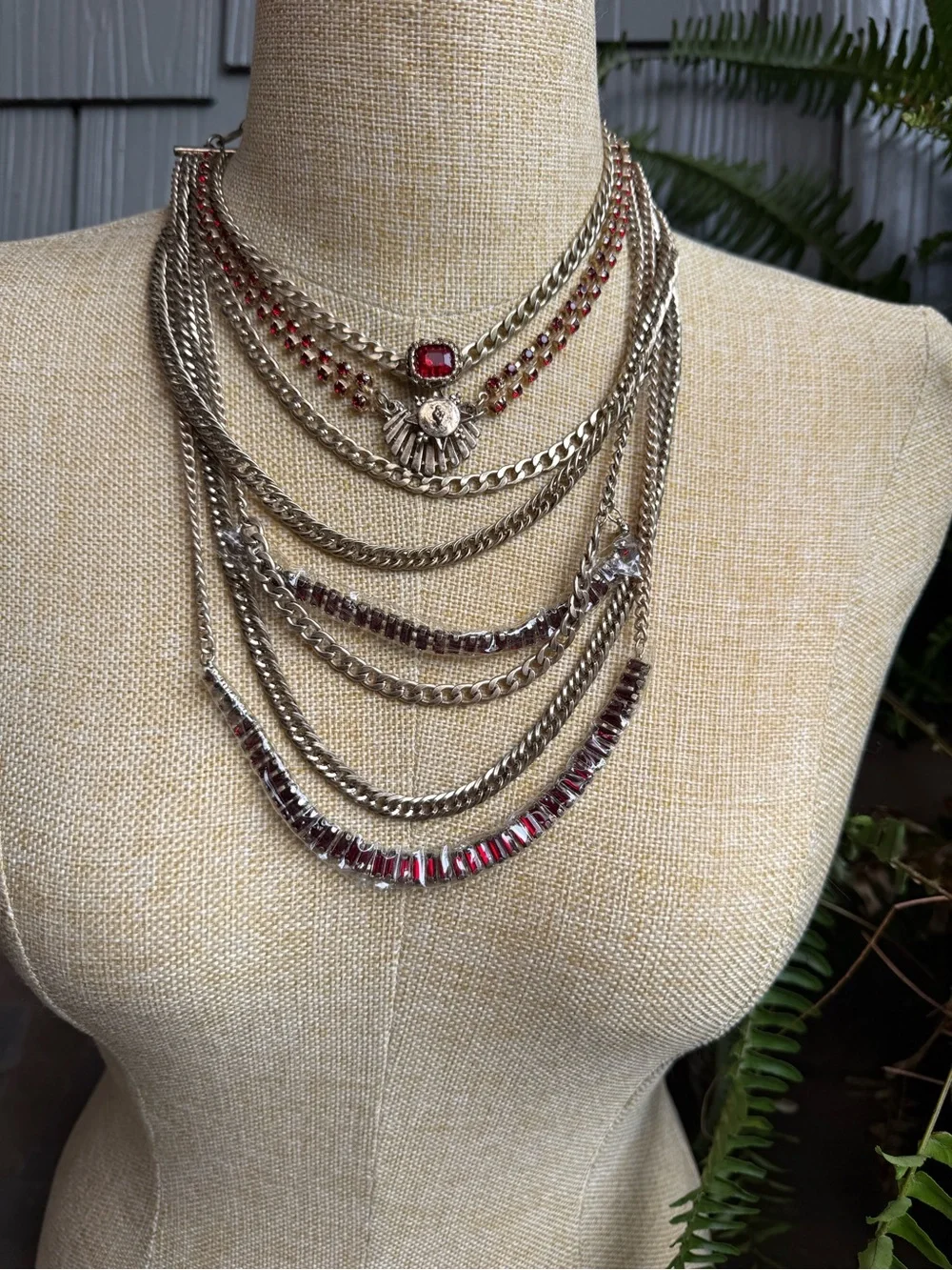 New🌟Free People-The Pistols Stacked Chain Choker-Gold Red